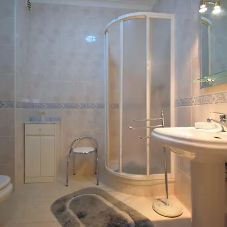 Lovely Center Apartment *